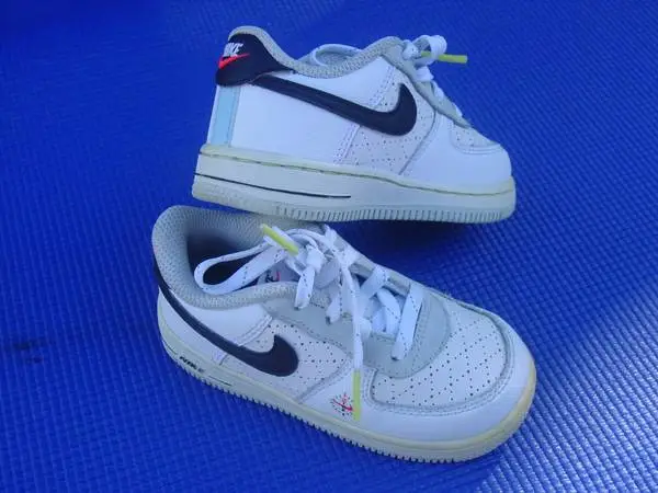 NIKE AIR FORCE 1 TODDLER KID 8C BABY JUNIOR  SNEAKERS LACE SHOES