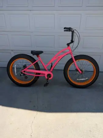 Phat Cycles Rogue 7    Fat tire bike 7 speed