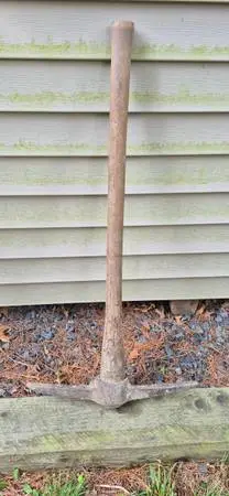 Heavy Pick Axe