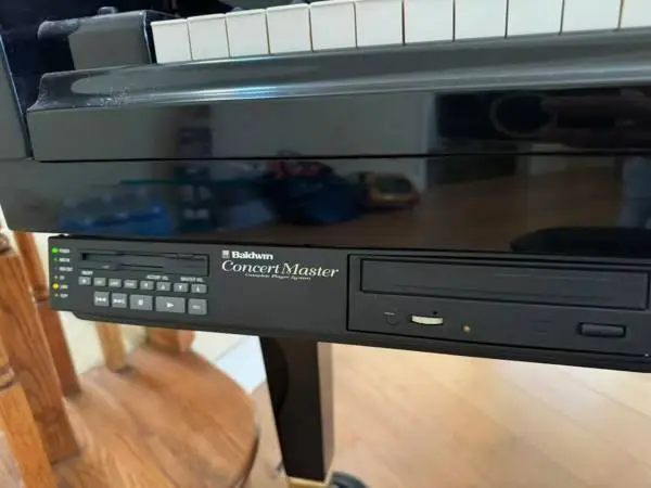 Elegant Wurlitzer Baby Grand Player Piano – ConcertMaster System