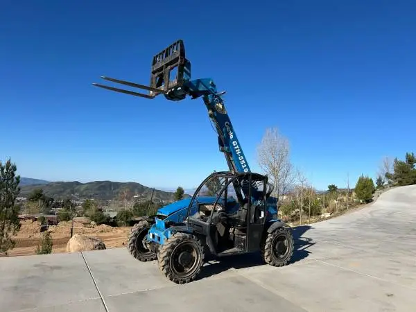 2015 GENIE GTH5519 ROUGH TERRAIN REACH LIFT TELEHANDLER