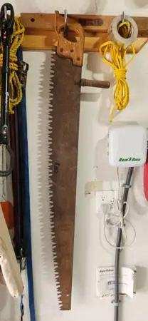 Giant Saw