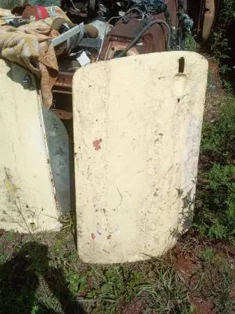 60s karmann ghia doors with glass (1)