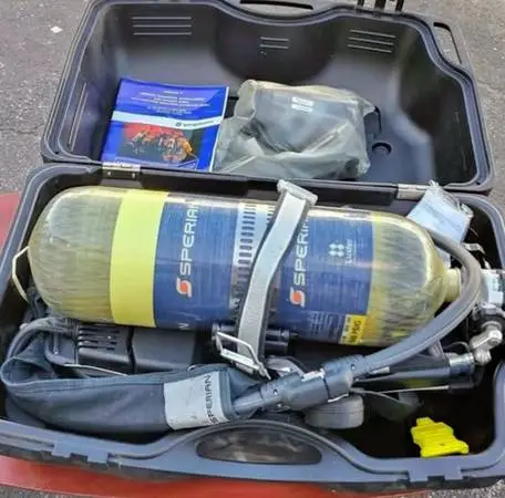 🔥 Breathing Apparatus w/ Luxfer Carbon Fiber Air Cylinder & Case