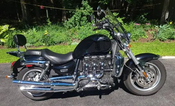 2009 Triumph Rocket III (2300cc Triple)