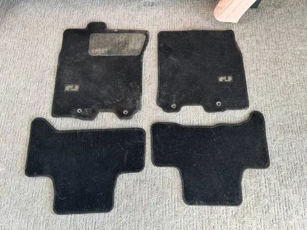 OEM Toyota FJ Cruiser carpeted floor mats