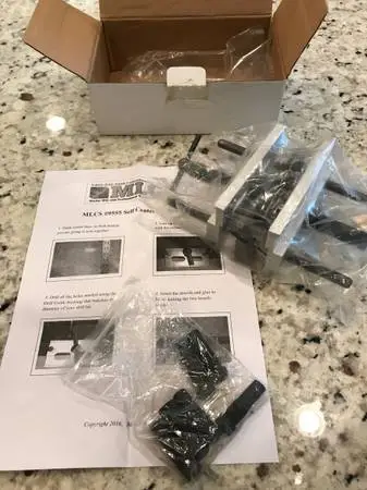 Self-Centering Doweling Jig