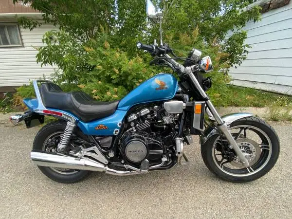 1983 Honda V65 Magna  (Vf1100C)