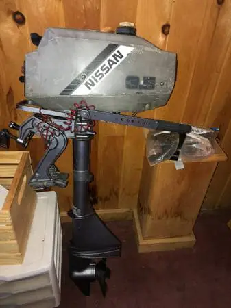 1998 Nissan freshwater featherweight 3.5hp