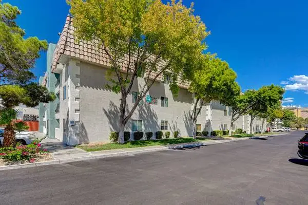 Heat Included, Laundry facility, On-Site Management