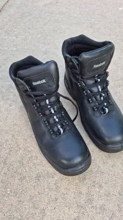 Reebok steeltoe Boot rb6750 New