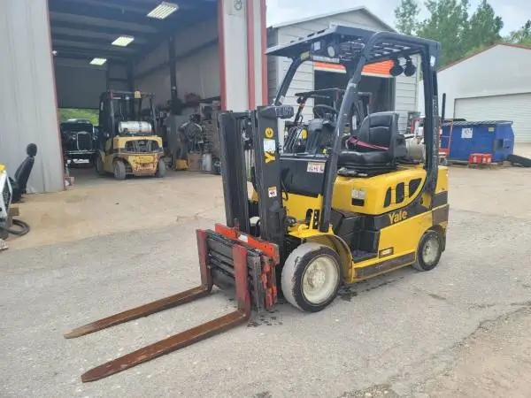 2016 Yale 6000 Forklift