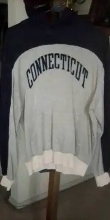 Like new Early 1980s UCONN Huskies size large blue hoodie ONLY $50