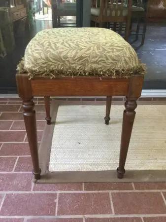 Funky old Singers bench/stool