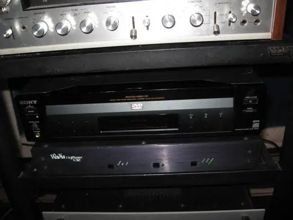 Sony dvp s-7000es cd dvd player