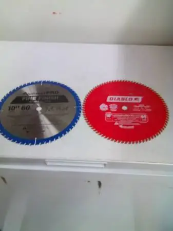 2- 10 carbide teeth Saw Blades