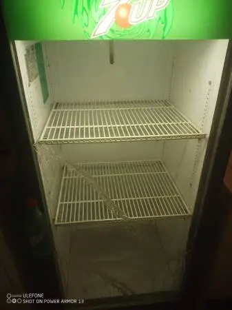 7up commerical fridge