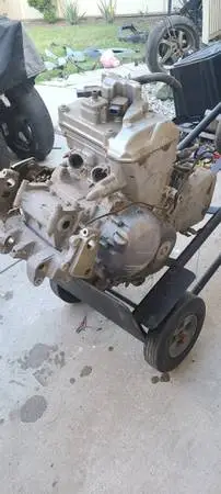 HONDA VFR 800 MOTOR & PARTS
