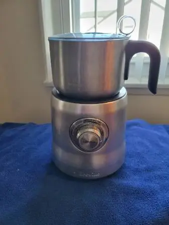 Breville Milk Cafe Electric Frother - Complete