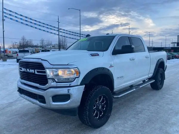 2019 Ram 2500 Big Horn 4x4 / Cummins 6.7L Diesel Turbo