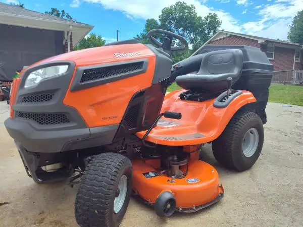 John deere cub cadet husqvarna lawnmower mower