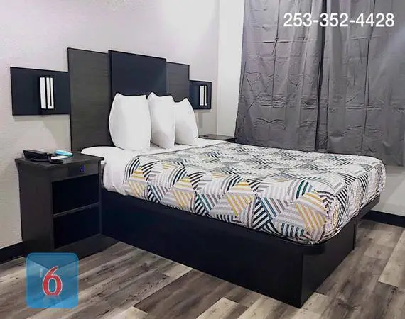 Sharply Discounted Weekly Rates - All-Inclusive > W-Fi, Pool, Cable TV
