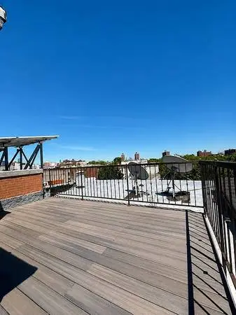 🌿 SUNNY CLINTON HILL HOME w/ PRIVATE OUTDOOR SPACE + EXPOSED BRICK