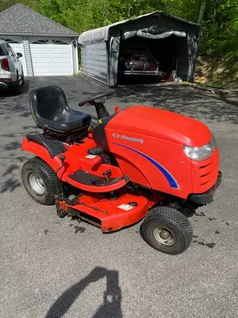 Simplicity Broadmoor Riding lawn mower