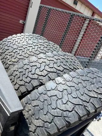 LT285/65 20 BF GOODRICH KO2