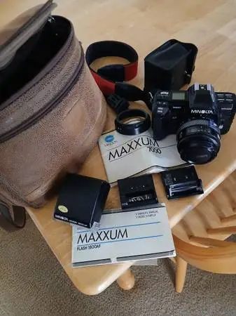 Minolta 7000 Camera