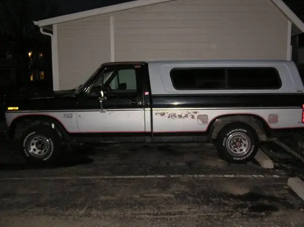 1985 F-150, 5.0, 2WD, Lariat, Century Topper