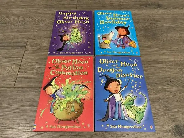 OLIVER MOON By Sue Mongredien Oliver Moon Junior Wizard Series