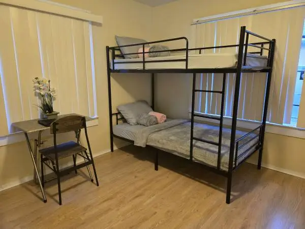 Exclusive Male only Shared room