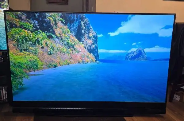 73 Mitsubishi 3D Ready Big Screen DLP TV