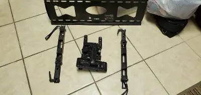 2 TV Wall Mounts