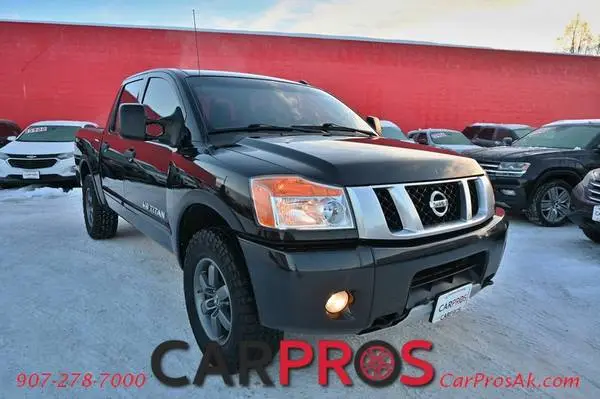 2015 Nissan titan pro-4x - 4x4 - 5.6l v8 - crew cab - navigation
