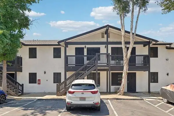 2BRx2B- Private Porch Area, Pet Friendly- One Month Free!