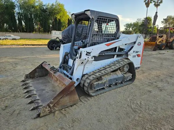 2019 Bobcat T550 skid steer