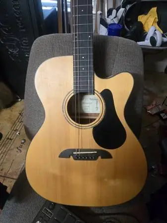 Alvarez AF30CE acoustic electric guitar