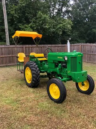 John Deere 40