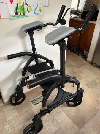 UPWALKER Rolling Mobility Walker