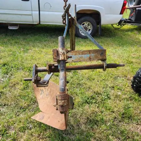Single bottom plow 3 point