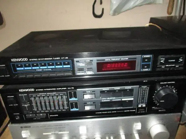 KENWOOD TUNER AND INTEGRATED AMP SEPERATES