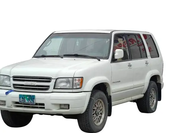 2001 Isuzu Trooper – Parts Vehicle
