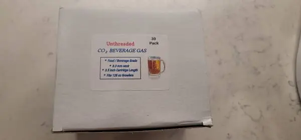 RedRock Unthreaded 16 Gram CO2 Beverage Beer Keg Chargers - 30 Pack