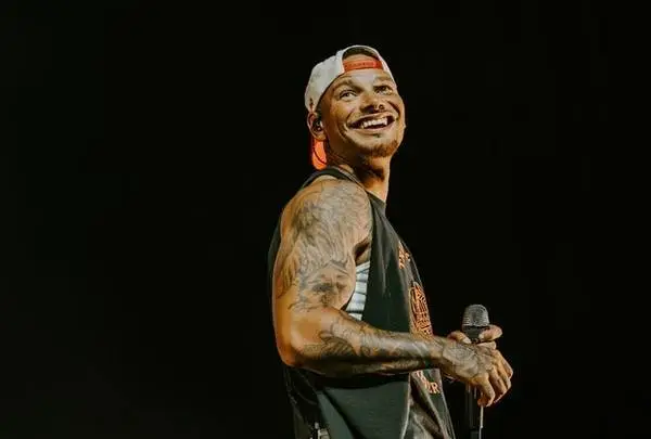 Kane Brown 🎁 Broadmoor World Arena