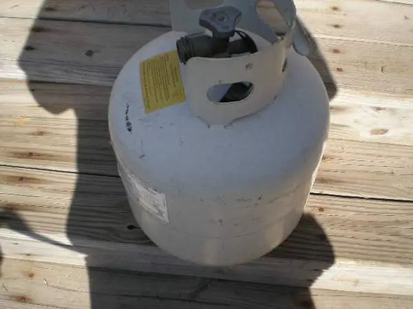 Propane tank
