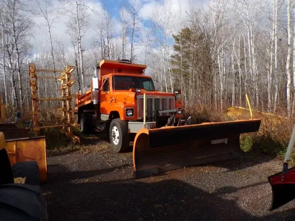 Dump/Plow Truck