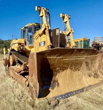 Caterpillar D10R Dozer SB w 3 pkt MS 4BBL Ripper 75% U/C 8k engine hr VGOOD DEAL