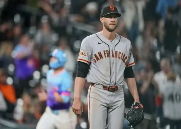 San Francisco Giants 🌌 Colorado Rockies